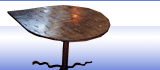 Table décorative en métal