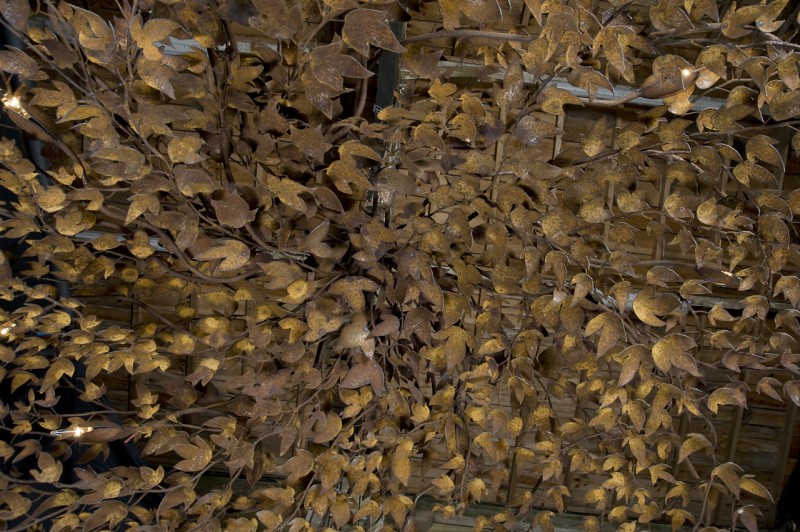 Détail du lustre en fer forgé